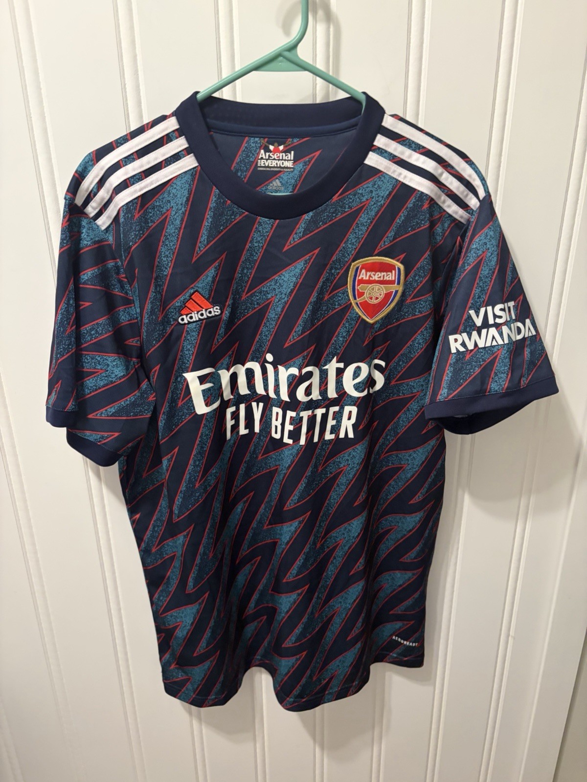 Authentic Adidas Arsenal 2021/2022 Third Jersey – Men’s Size 2XL (24.5″ x 31.5″)