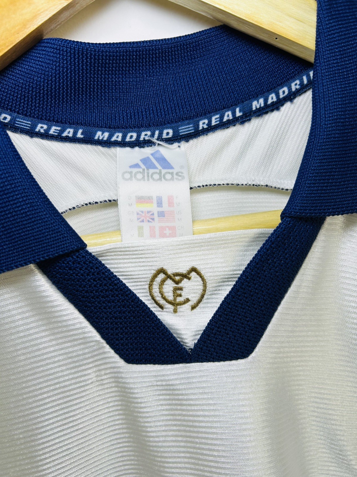 Real Madrid Roberto Carlos 1998/99 Authentic Adidas Jersey Size Medium