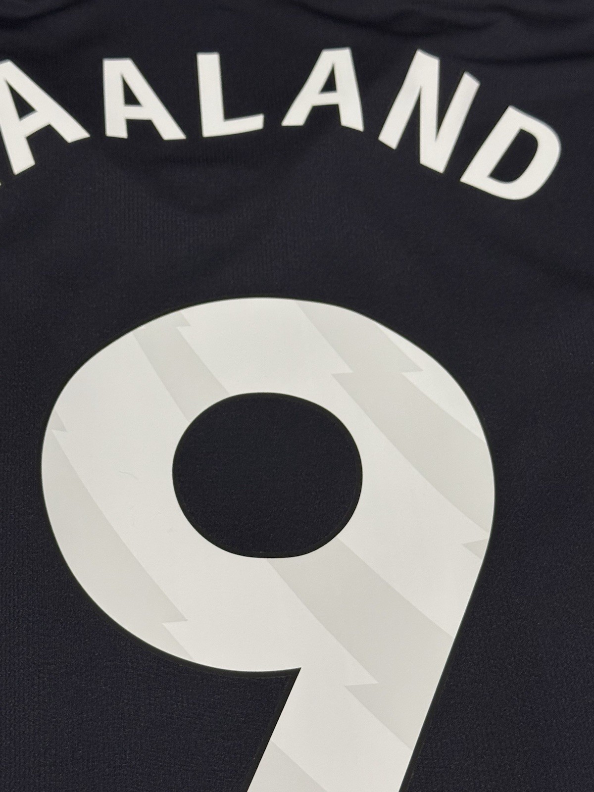 2024/25 Manchester City Away Jersey #9 Haaland Medium Puma Premier League kit