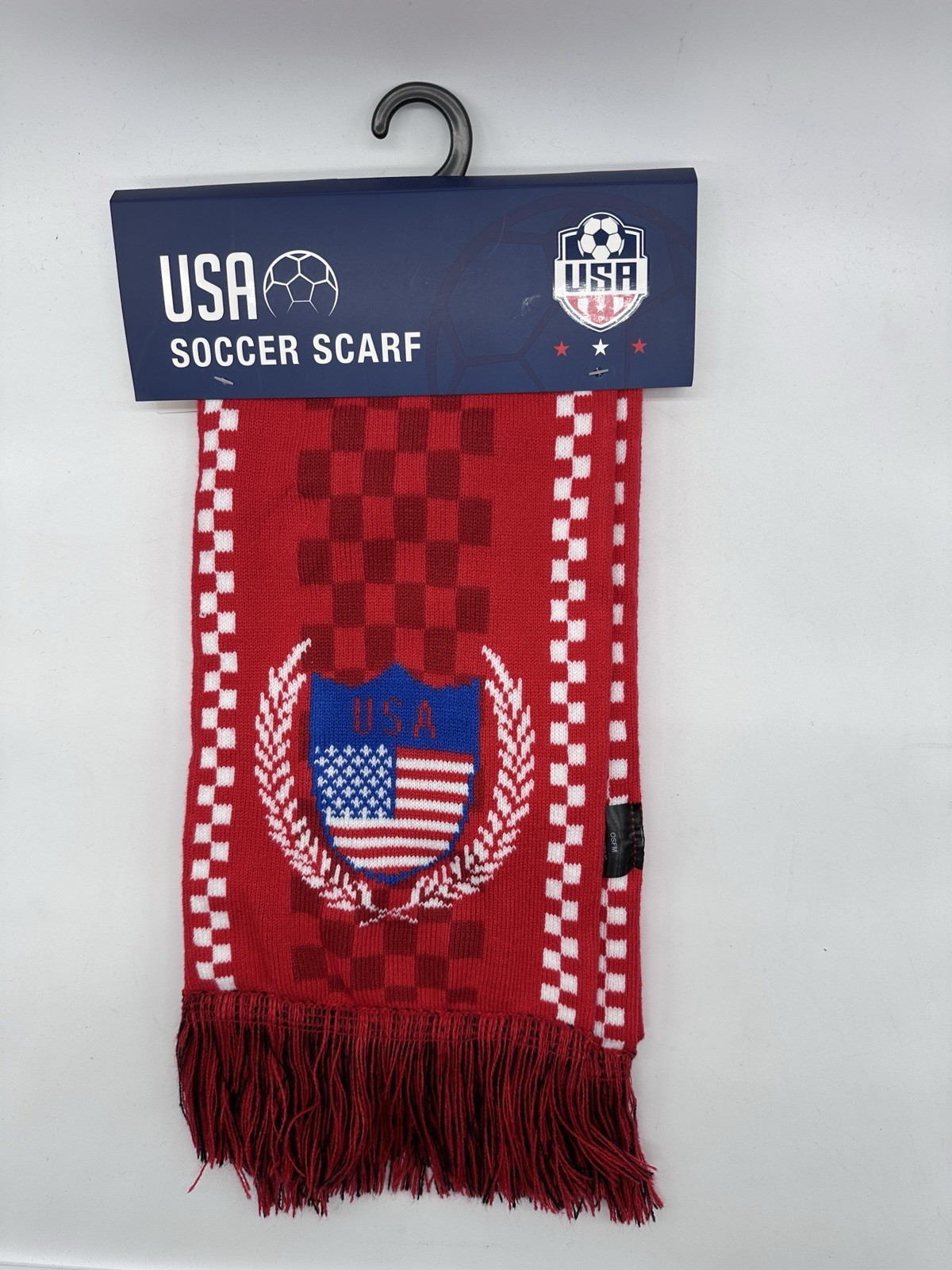 NEW ONE CHECKERED STRIPE USA SOCCER SCARF 100% ACRYLIC ONE SIZE FITS MOST $35