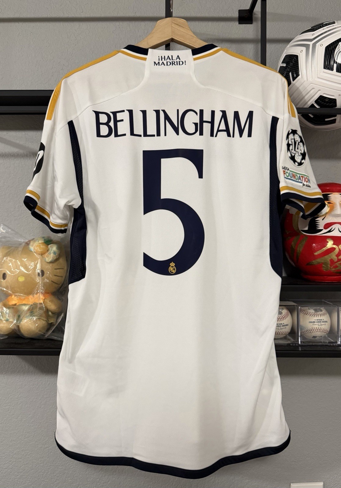 Adidas 23/24 Jude Bellingham #5 Real Madrid Home Football Kit Jersey M