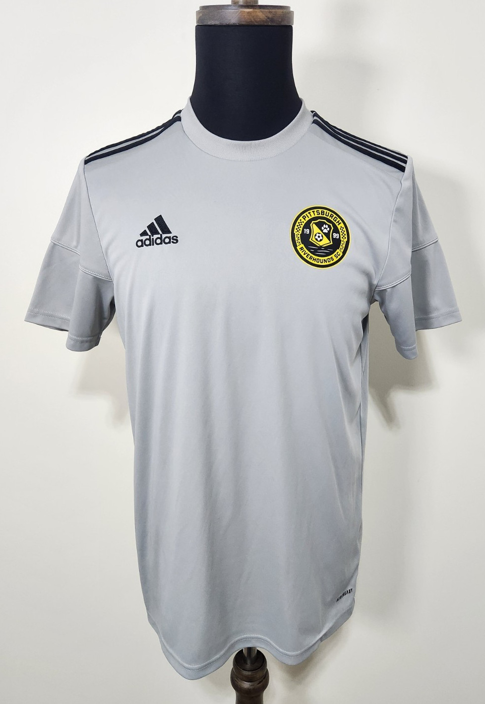 Pittsburgh Riverhounds SC Soccer Adidas Gray Shirt AeroReady Men’s Size Medium