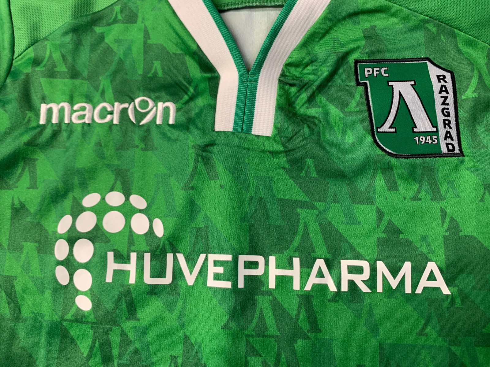 LUDOGORETS RAZGRAD 2014/2015 FOOTBALL SHIRT JERSEY HOME MACRON ORIGINAL SIZE S