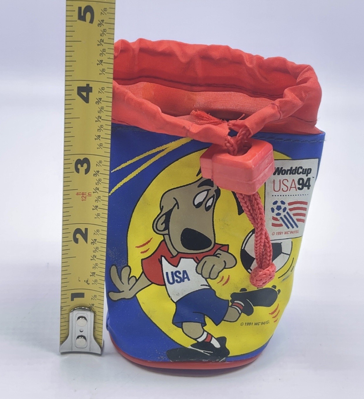 Vtg World Cup 1994 USA Soccer Football Dog Mascot Striker Figure & Keychain bag