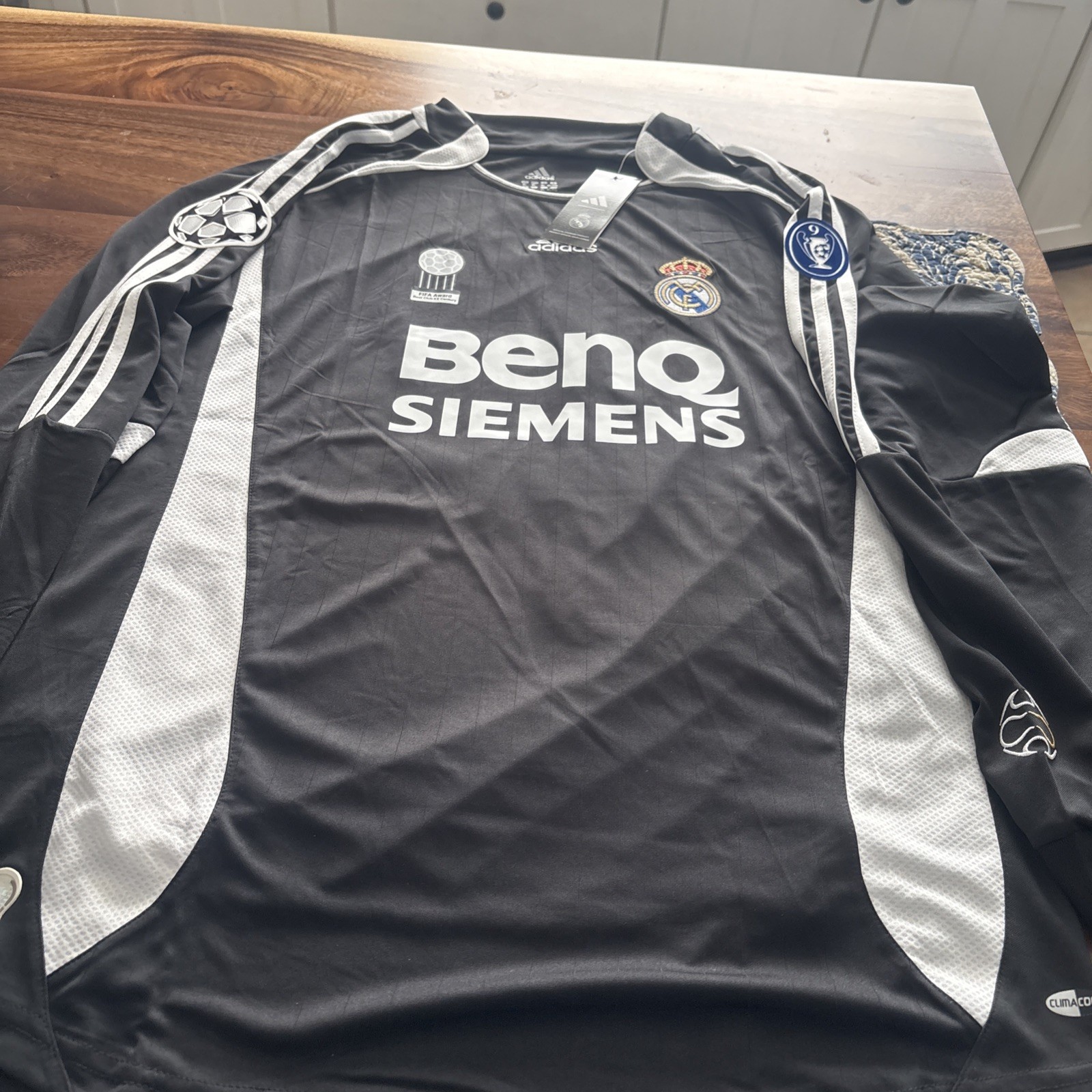 MENS David Beckham #23 Real Madrid jersey 06/2007 Long Sleeve Black Retro XL NEW