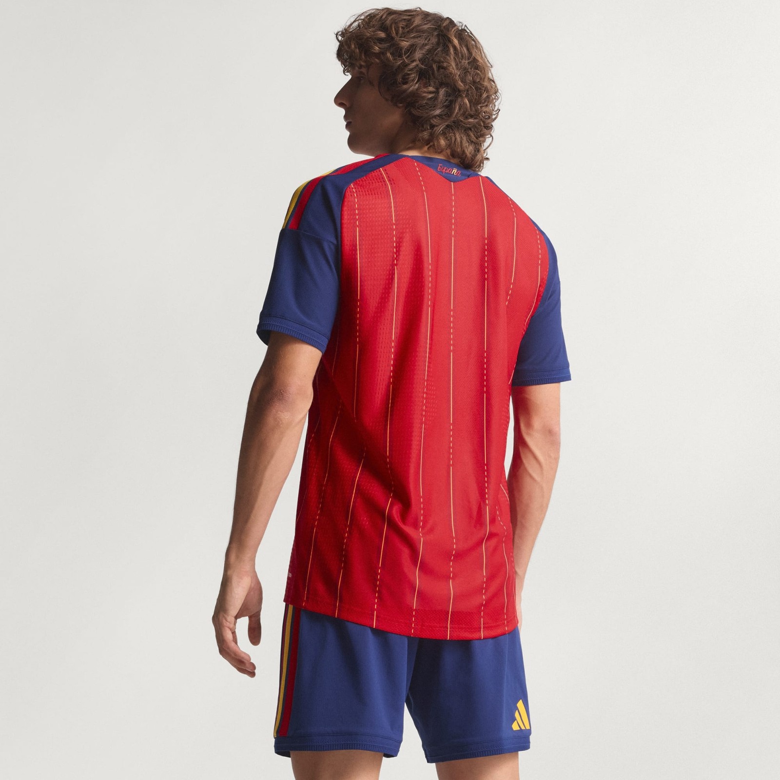 Adidas Spain 2026 Authentic Home Jersey Red Kit | Men’s Size Medium | JN4366