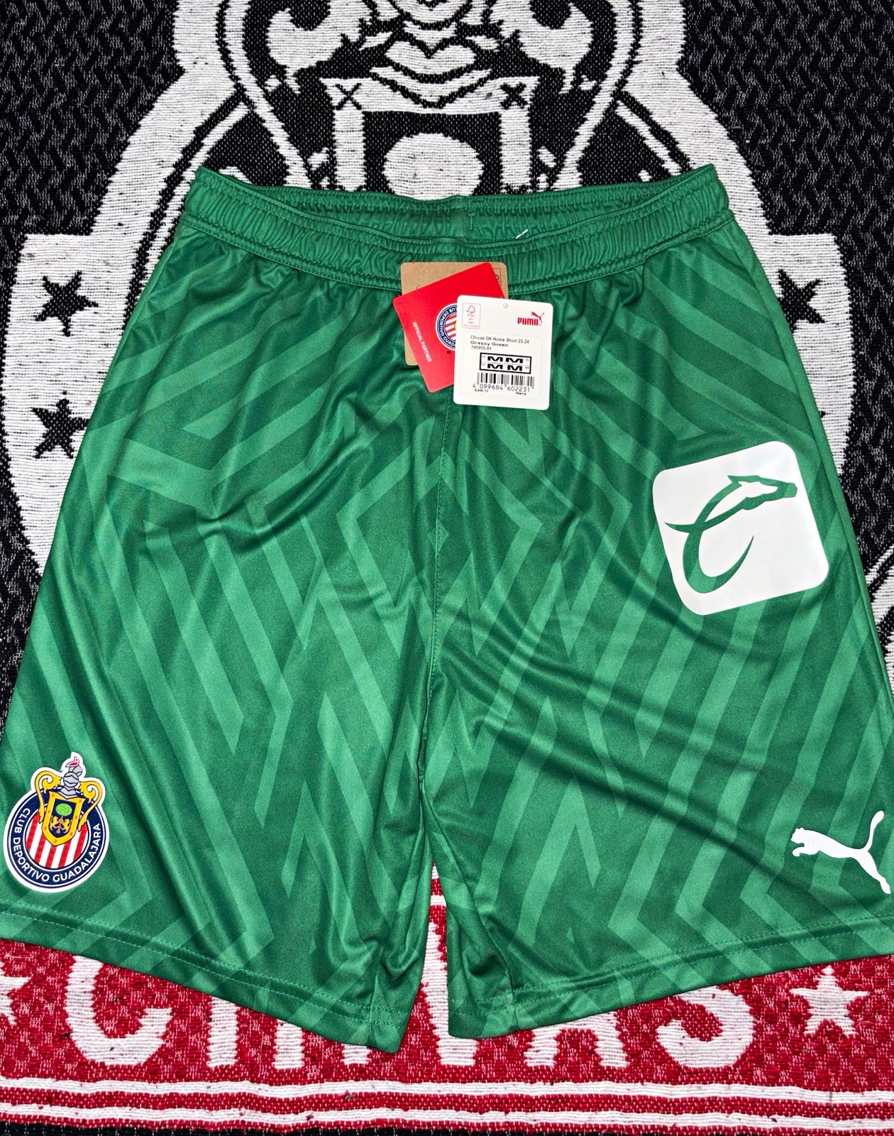 Chivas Shorts de Portero Puma Men’s talla M Utileria Club Deportivo Guadalajara