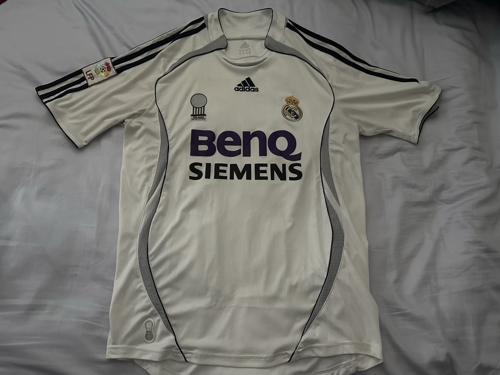 Real Madrid 2006/07 home x Ronaldo Nazario #9 (M)