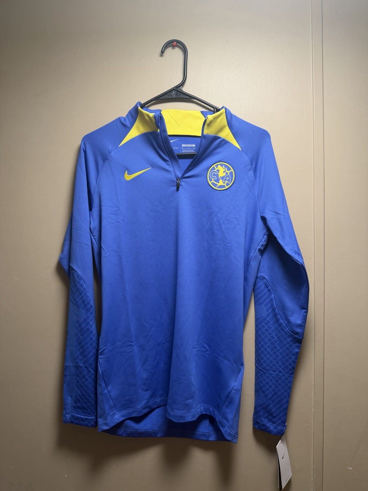 Club América 22/23 Strike Nike Dri-FIT Soccer Drill Top Men’s Small DM2454-432