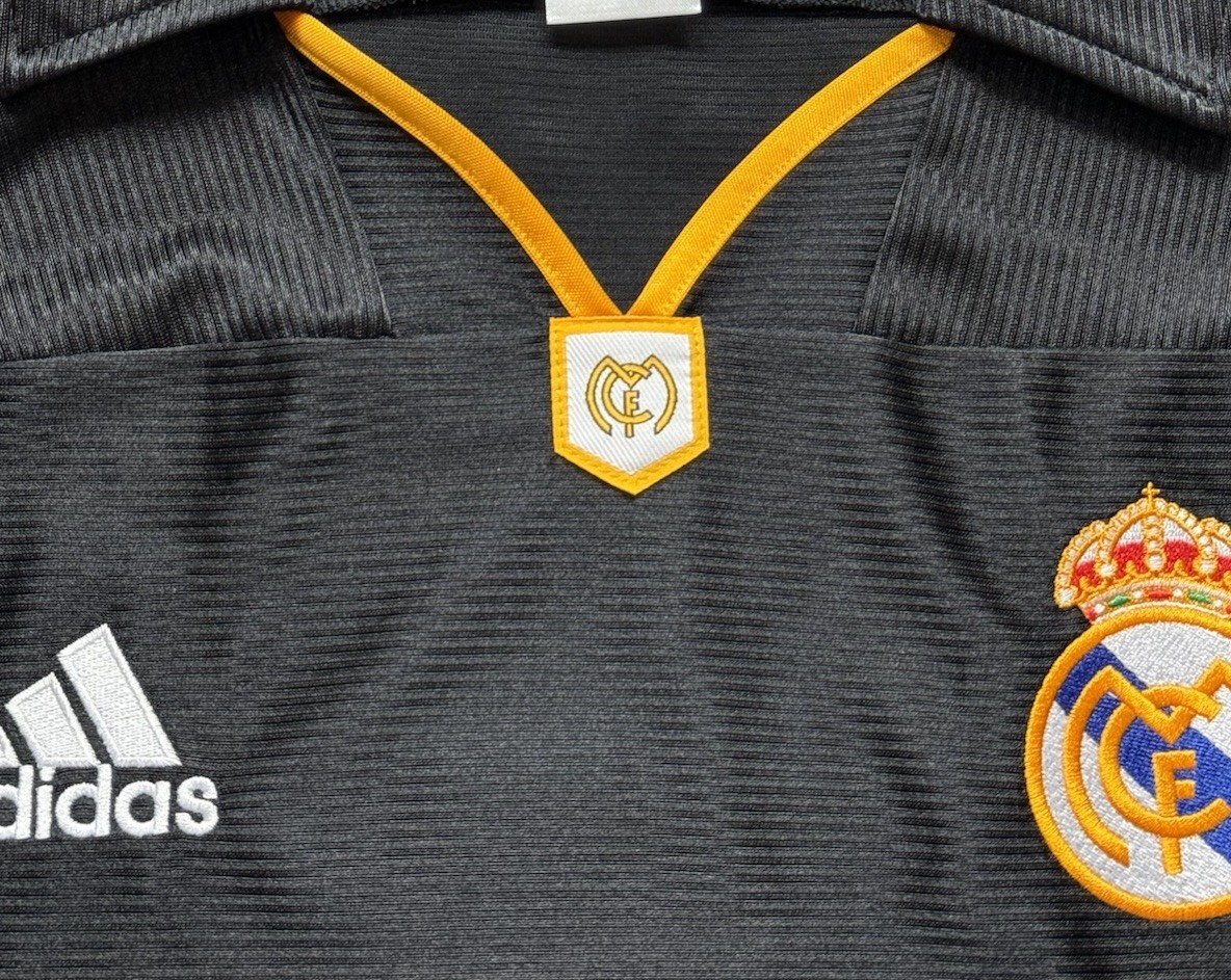 1999/00 Real Madrid Away Jersey #3 Roberto Carlos XL adidas reissue kit