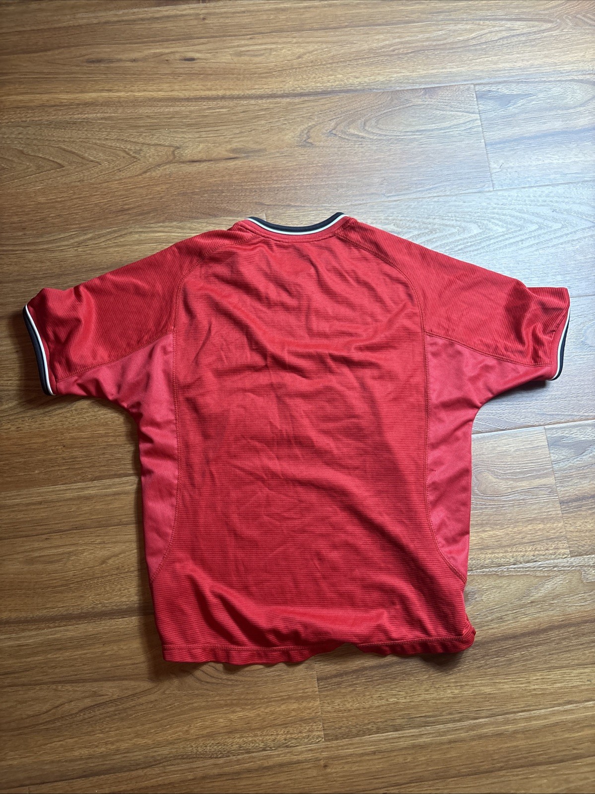 Manchester United Men’s Small Red Soccer Jersey