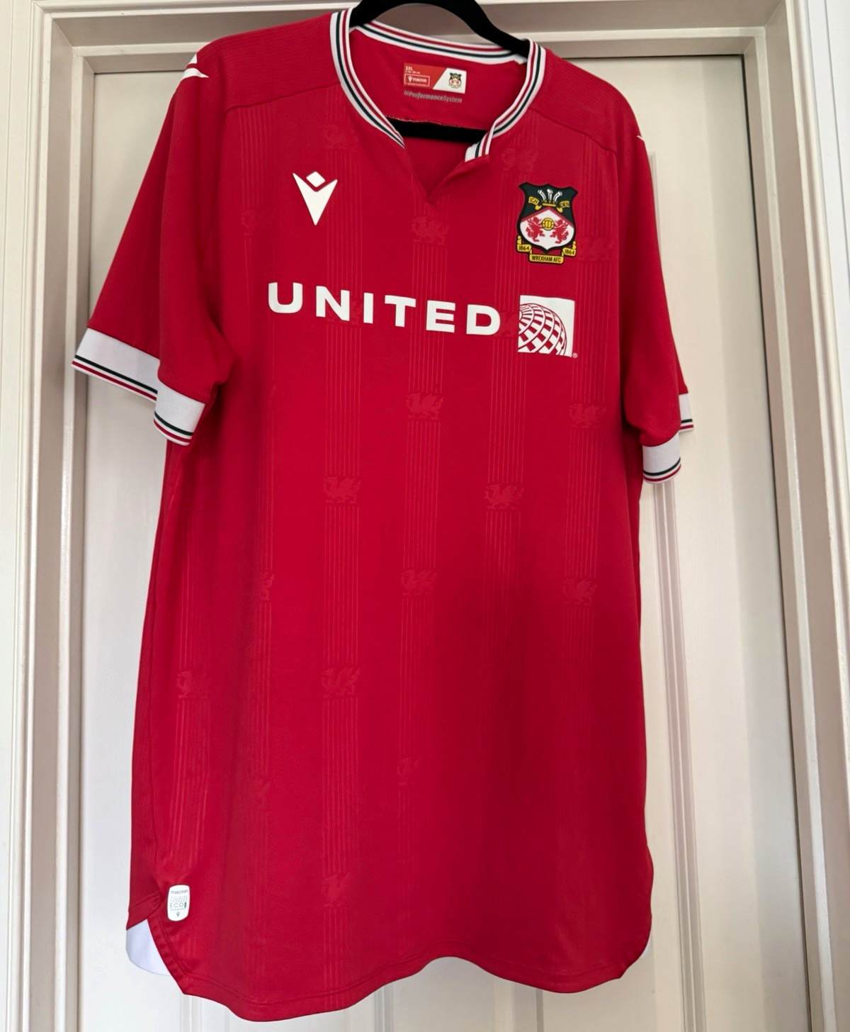 Macron Wrexham AFC Soccer Jersey 3XL Red/White/Black United Vistaprint