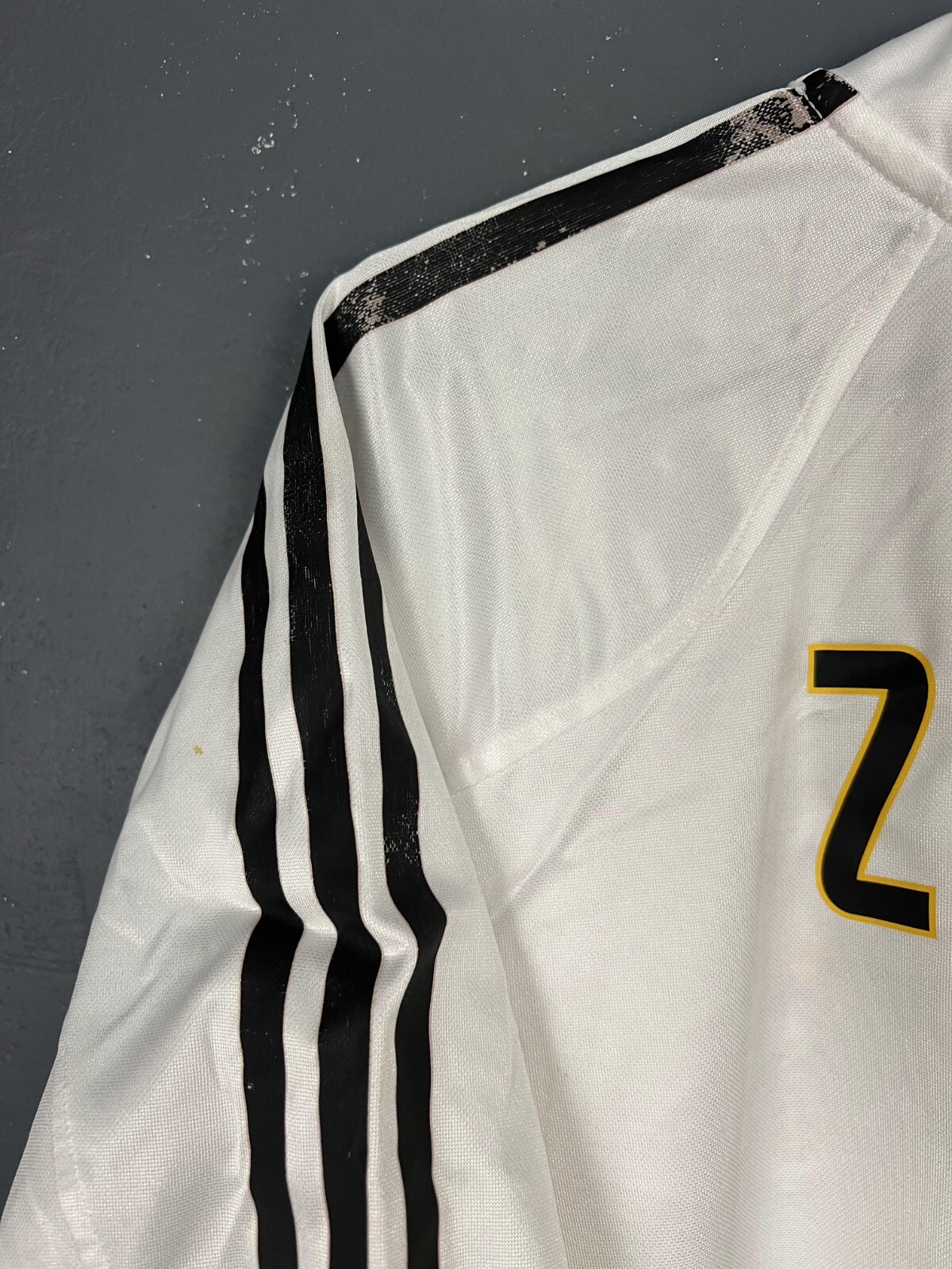 MENS FC REAL MADRID 2004/2005 ZIDANE SOCCER FOOTBALL SHIRT JERSEY MAILLOT SIZE M