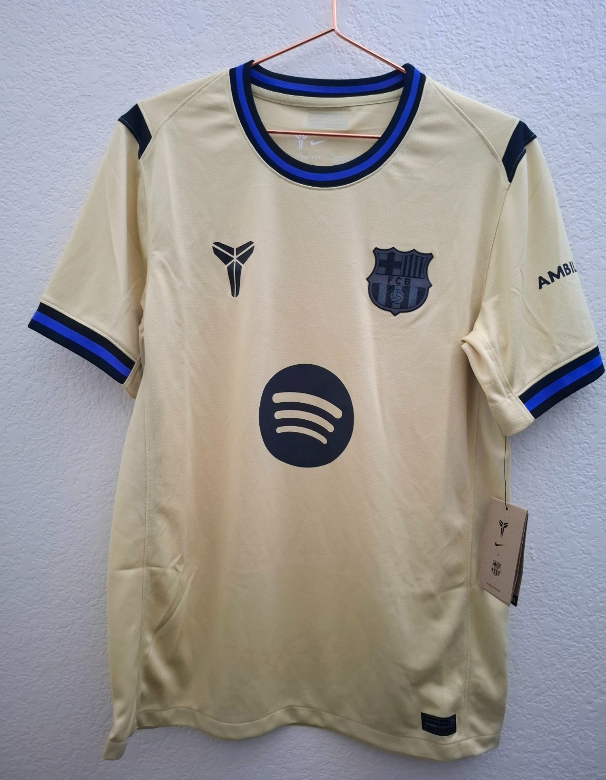 Nike, Men-M, Kobe Barcelona DRI-FIT Replica soccer jersey, gold
