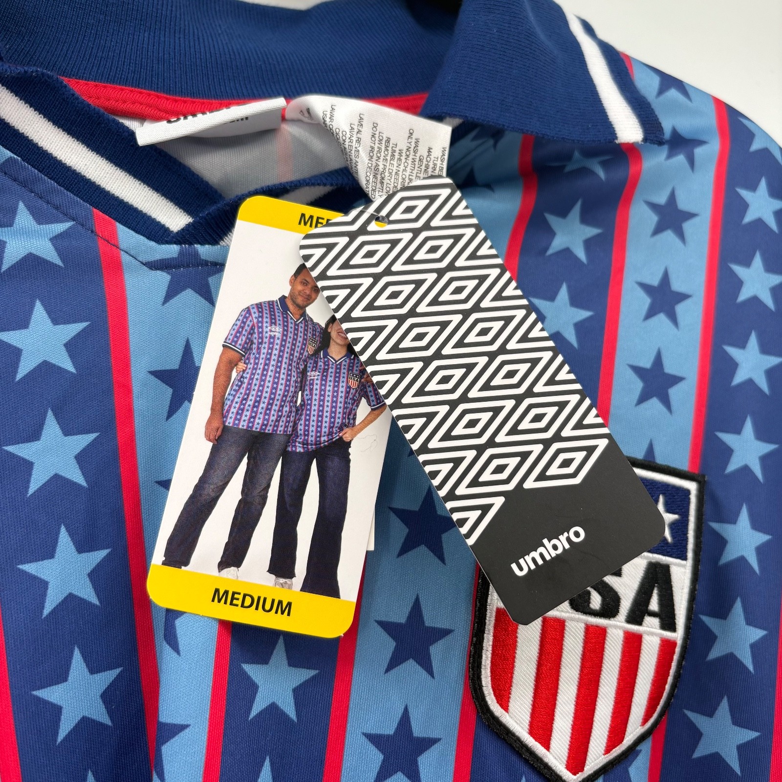 Umbro Mens Size Medium United States Soccer Jersey Shirt Football Logo Crest New