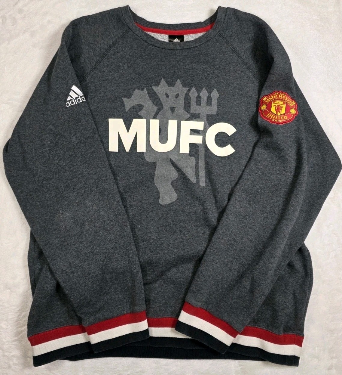 Adidas Manchester United MUFC Men’s Pullover Gray Soccer Sweatshirt Size Large