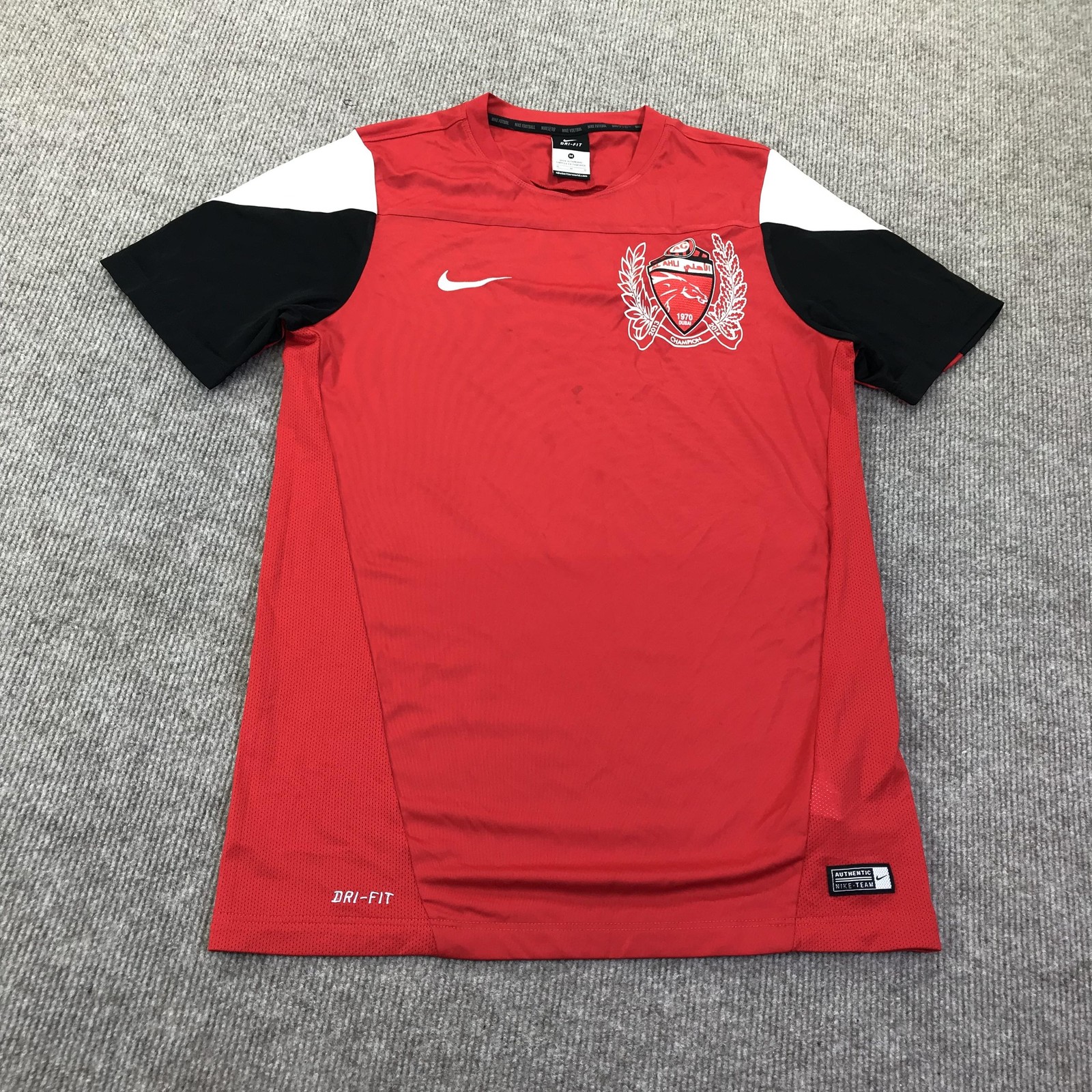 Al Ahli Dubai Jersey Mens Medium Red Soccer Nike Dri Fit Champion 1970 Shirt