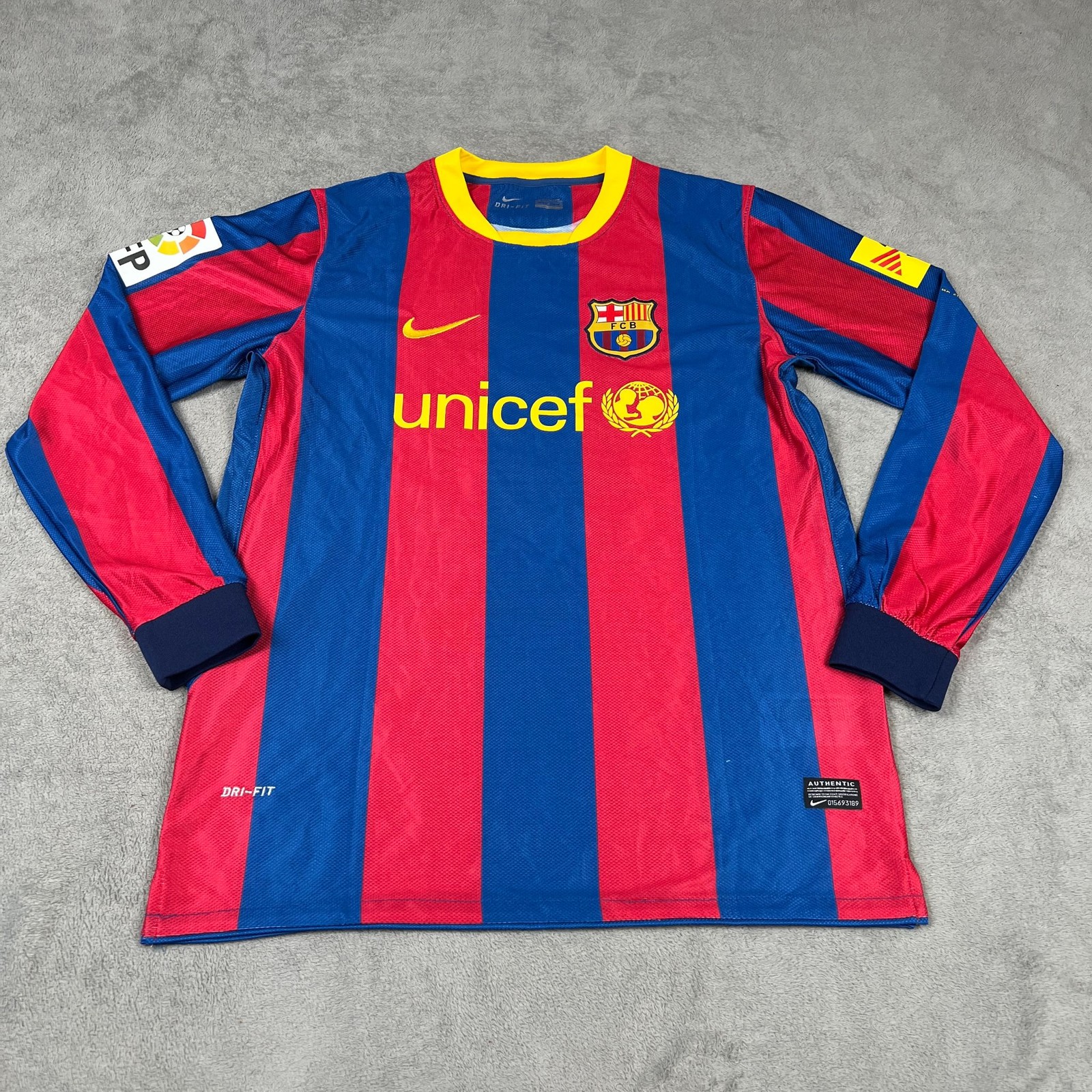 Messi 10 Barcelona Jersey Mens XL 2010 2011 Home Long Sleeve Dri-Fit Authentic