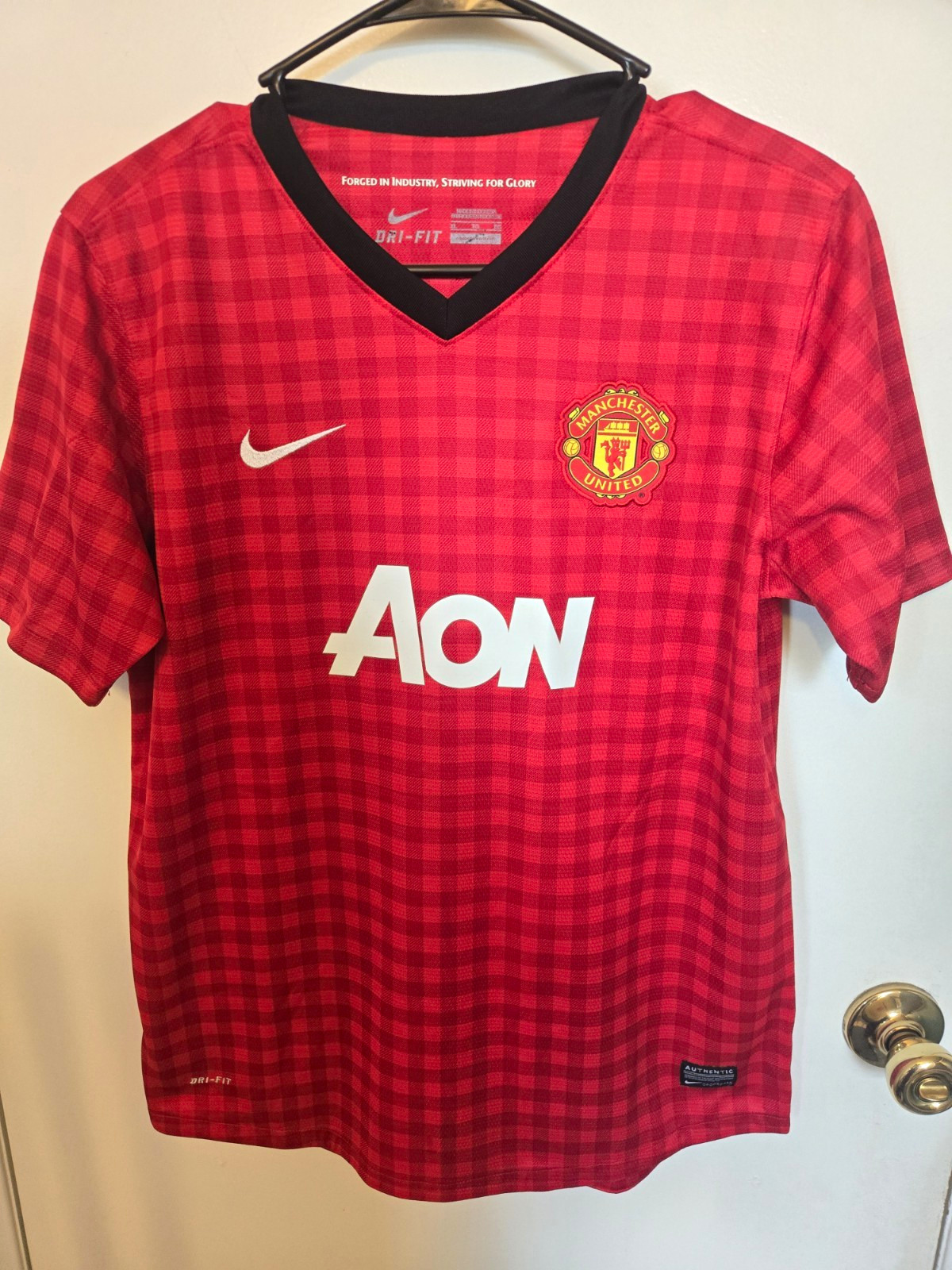 Nike Manchester United Chicharito #14 Dri-FIT Soccer Jersey Women’s XL Red