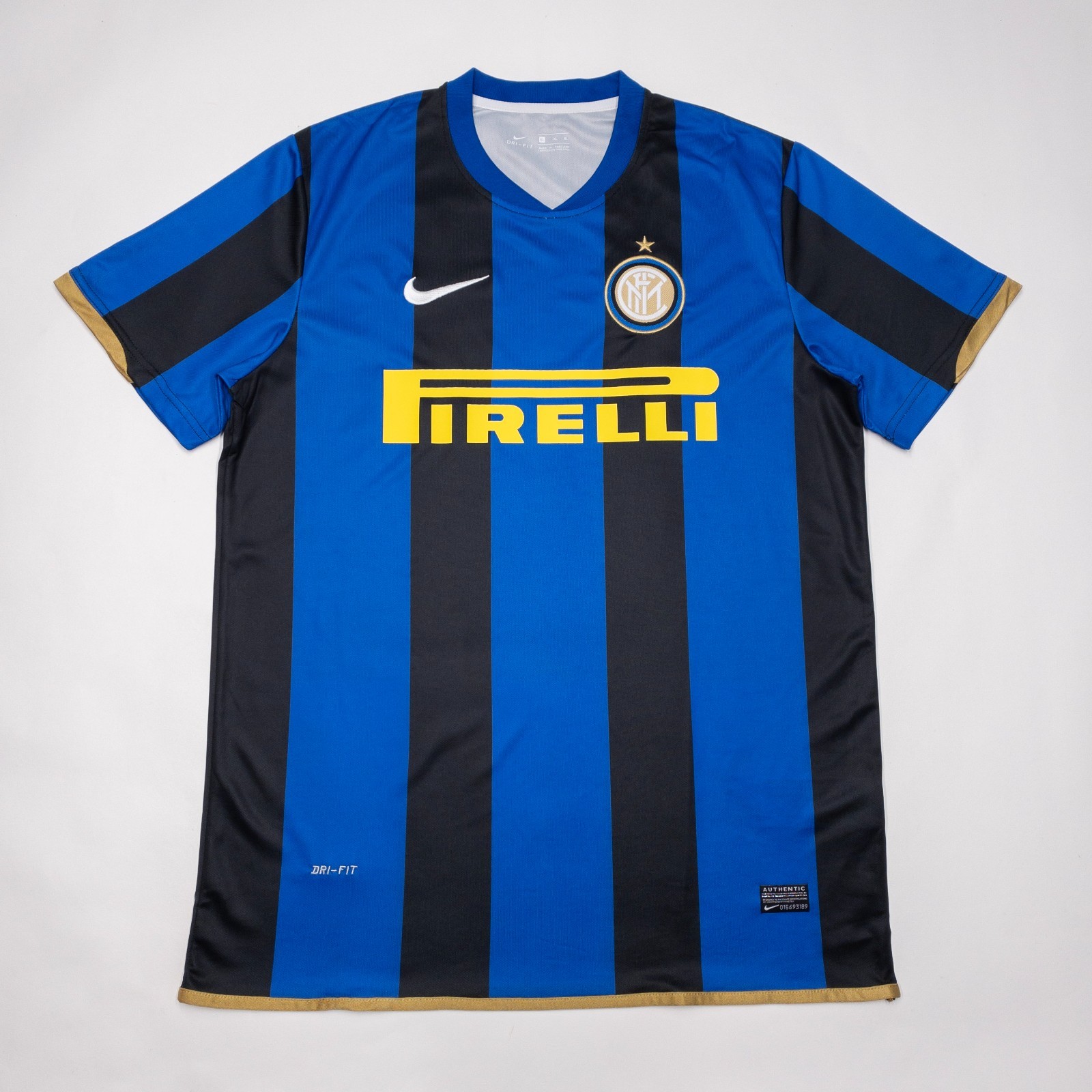 Nike Inter Milan Soccer Jersey Men’s XL Slim Football Serie A Retro 2008-2009
