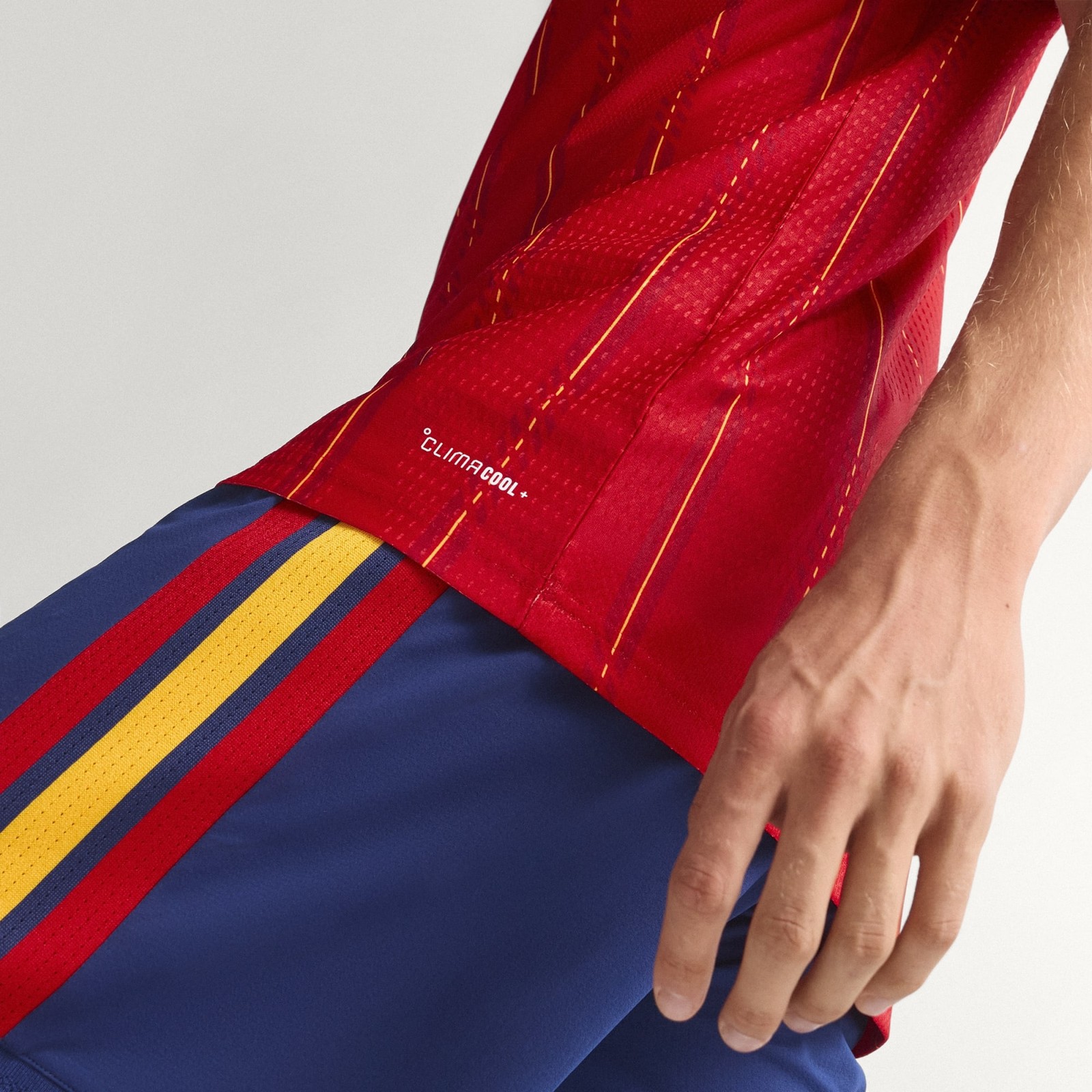 Adidas Spain 2026 Authentic Home Jersey Red Kit | Men’s Size Medium | JN4366