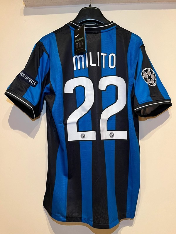 Retro Jersey Inter Milan 2010 Final Champions Football Shirt