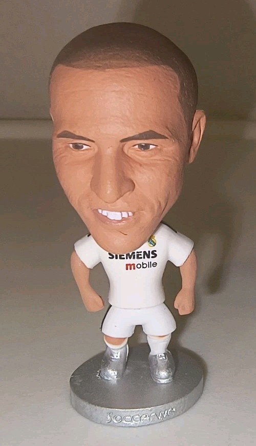 Soccerwe Real Madrid Figure Roberto Carlos