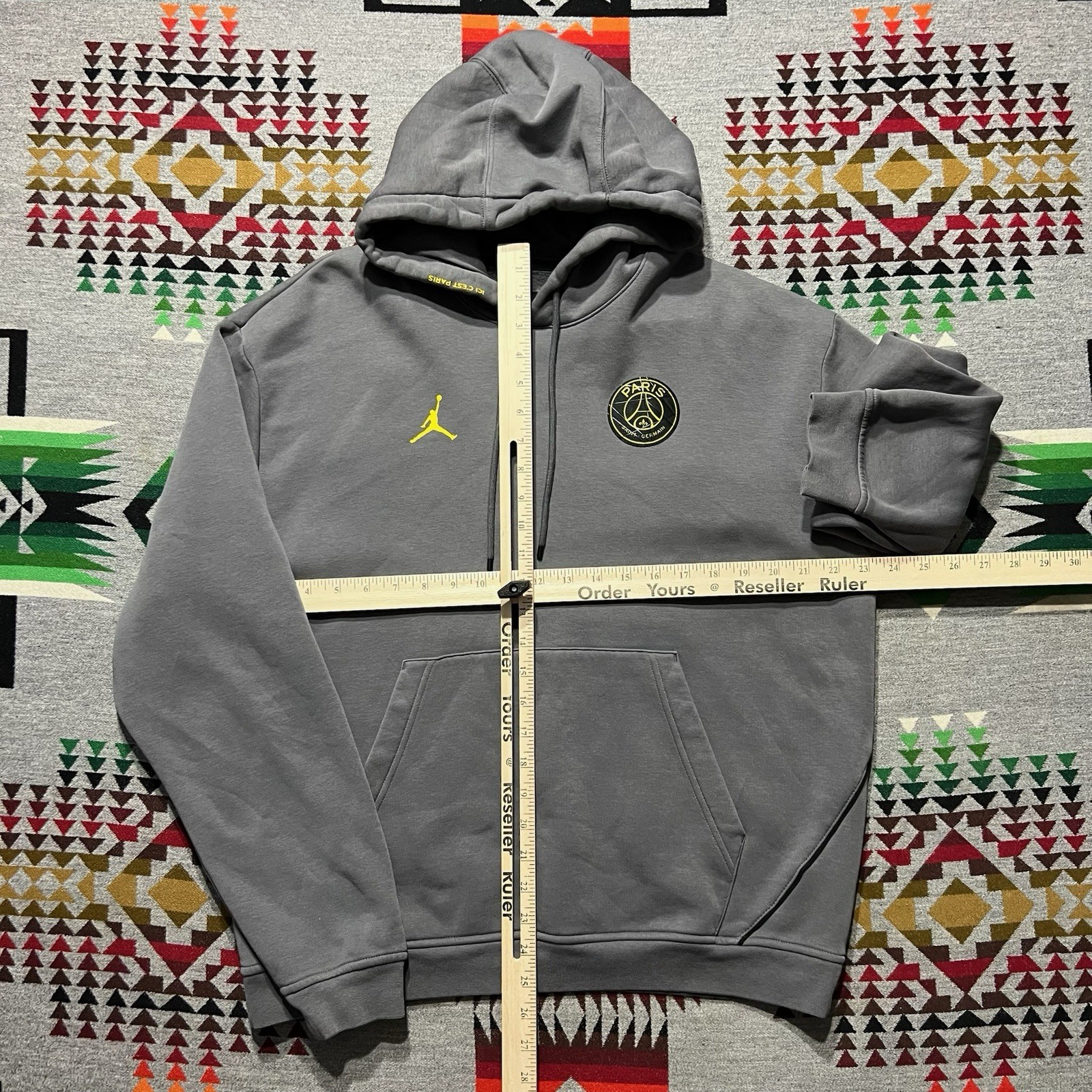 Jordan Paris Saint Germain Hoodie Mens Medium PSG Gray Yellow Logo Sweatshirt A3