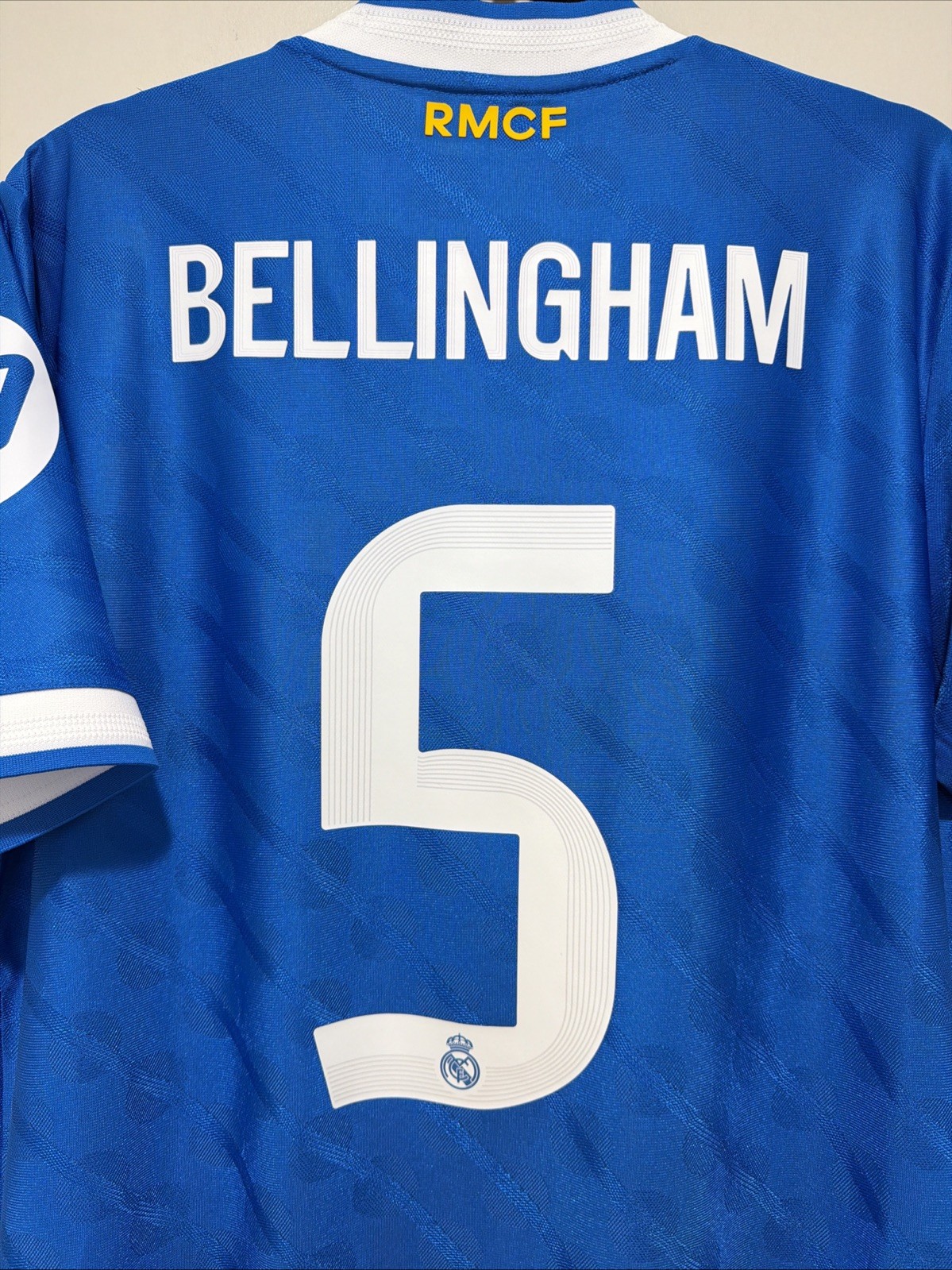 Bellingham #5 Mens MEDIUM Adidas Real Madrid Third Authentic UCL Jersey