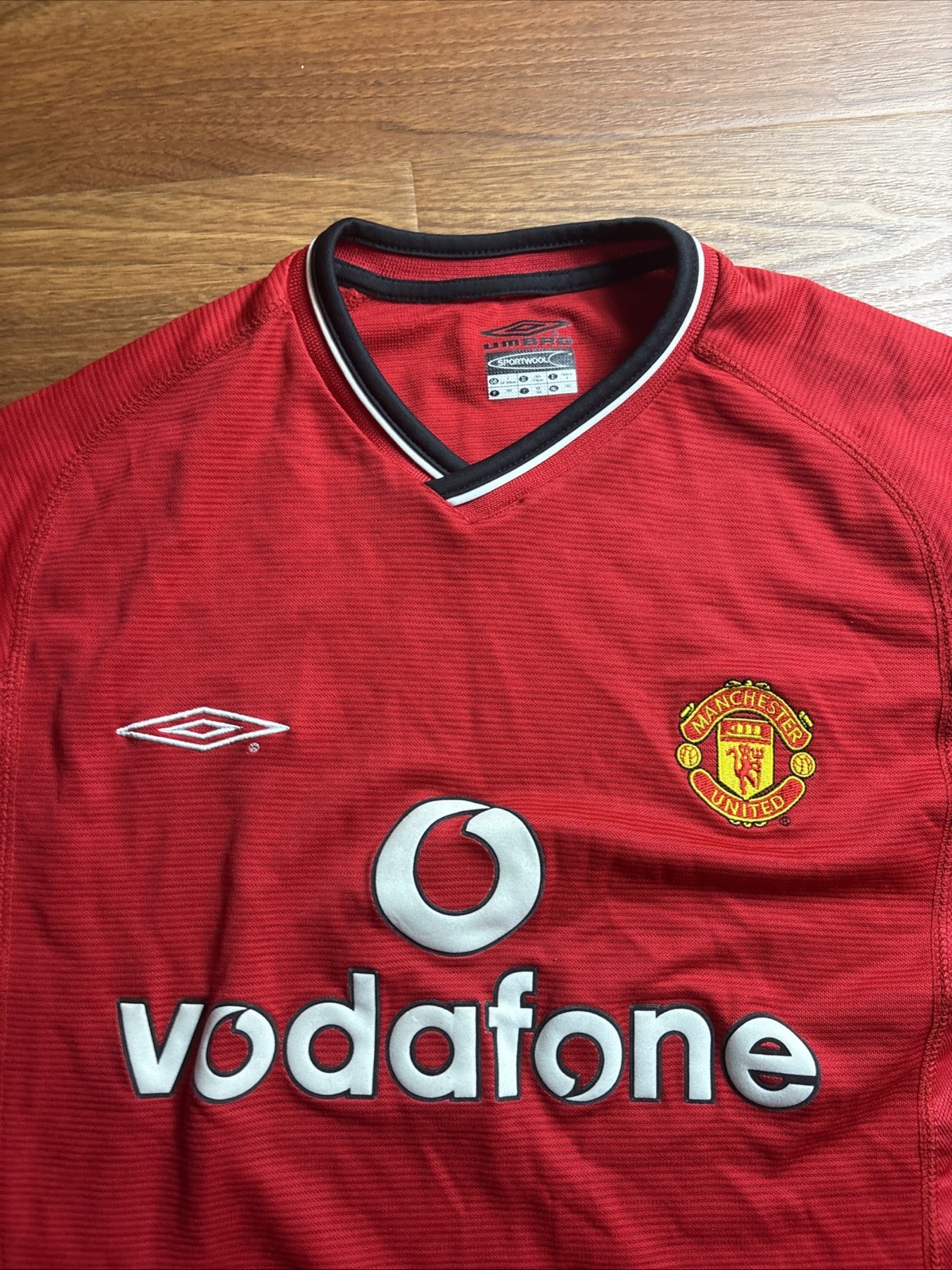 Manchester United Men’s Small Red Soccer Jersey