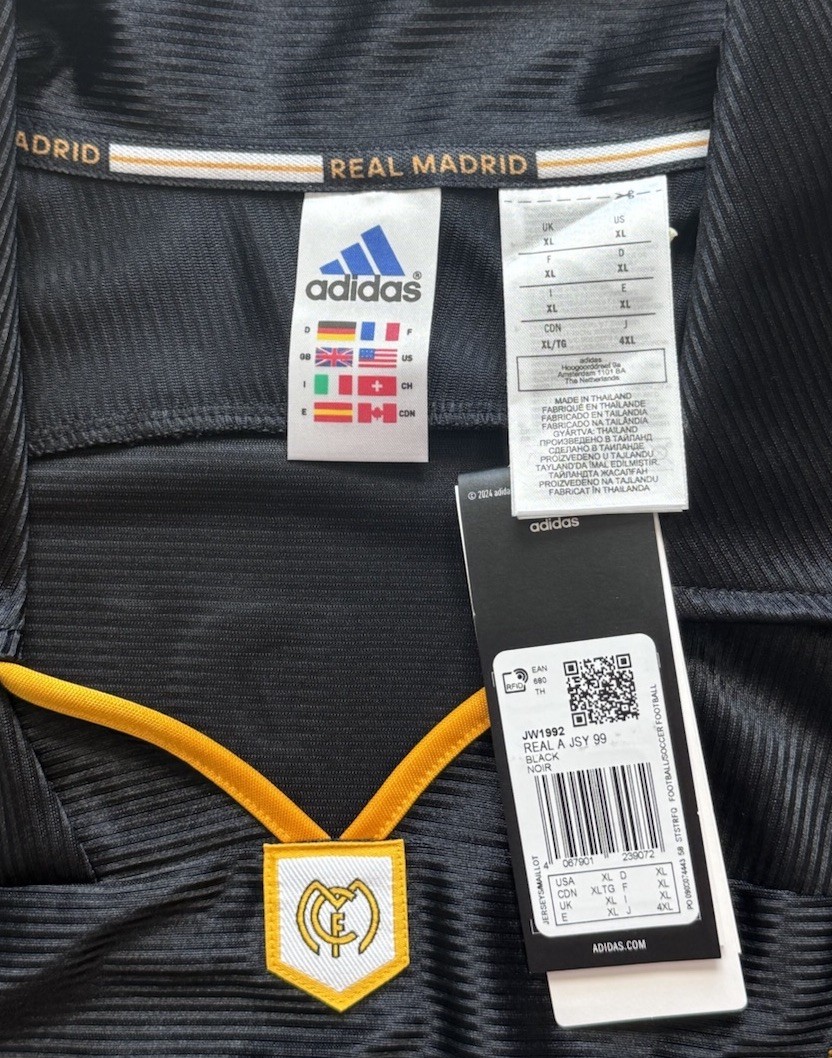 1999/00 Real Madrid Away Jersey #3 Roberto Carlos XL adidas reissue kit