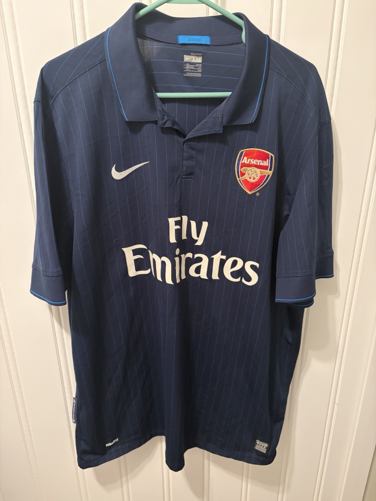 Authentic Nike Arsenal 2009/10 Away Shirt Pinstripe Jersey – Mens XXL