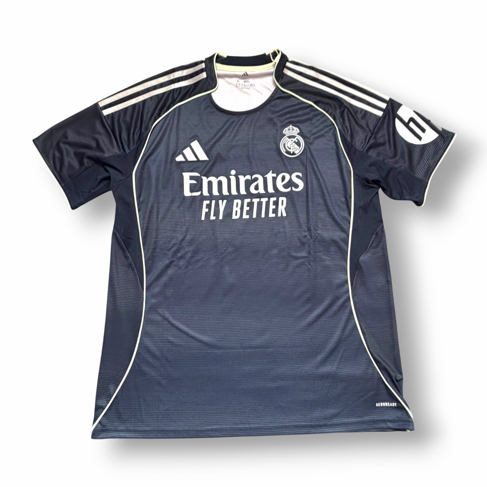 Jude Bellingham Real Madrid adidas 2025-26 Away Player Jersey – NWT – Mens XL