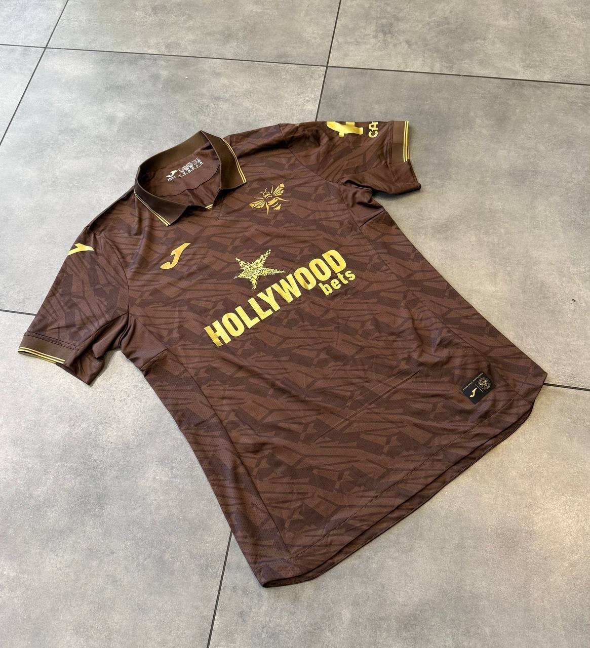 Brentford FC 2025/26 Third Jersey Joma Brown Hollywood Bets Official Size M