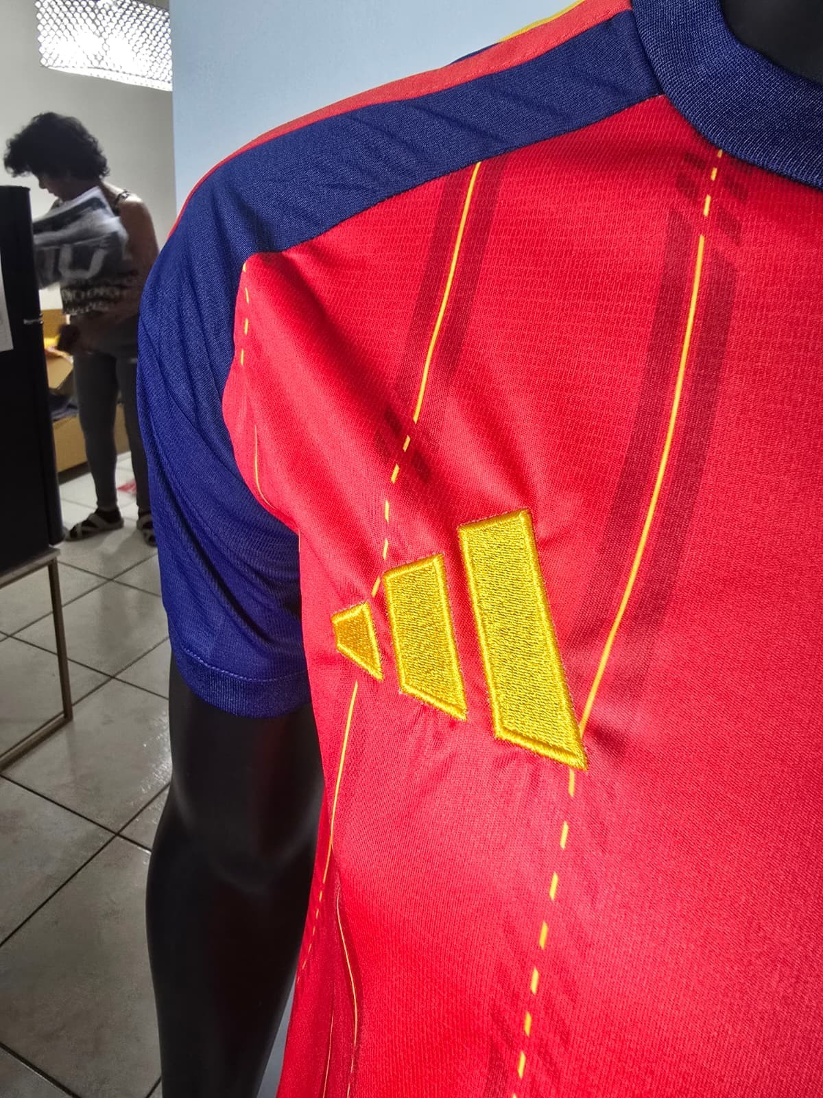 Size 2XL Spain Home Unisex Lamine Yamal Fan Version Jersey 2026 Football Shirt
