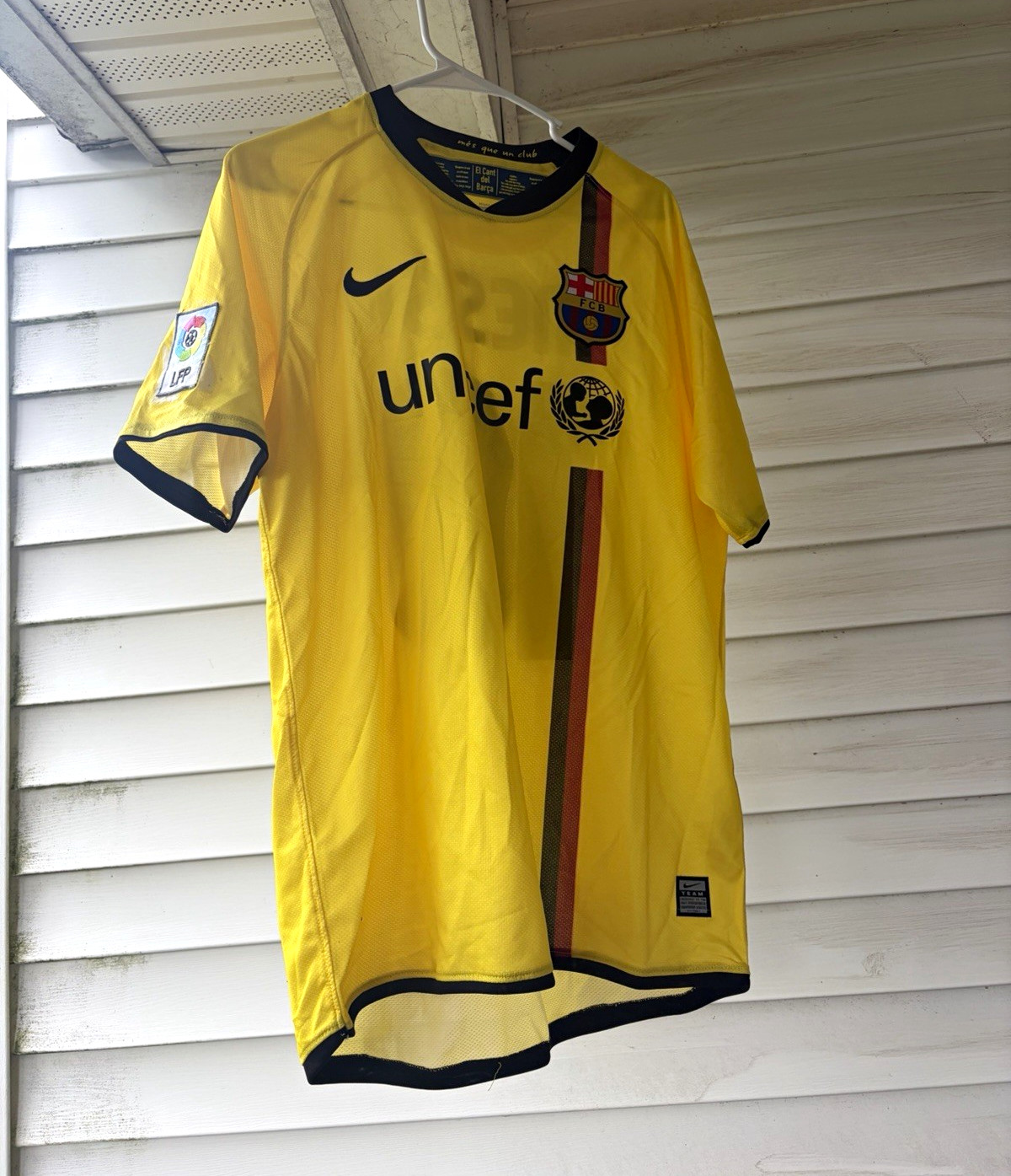 Messi 09/10 away jersey mens XL