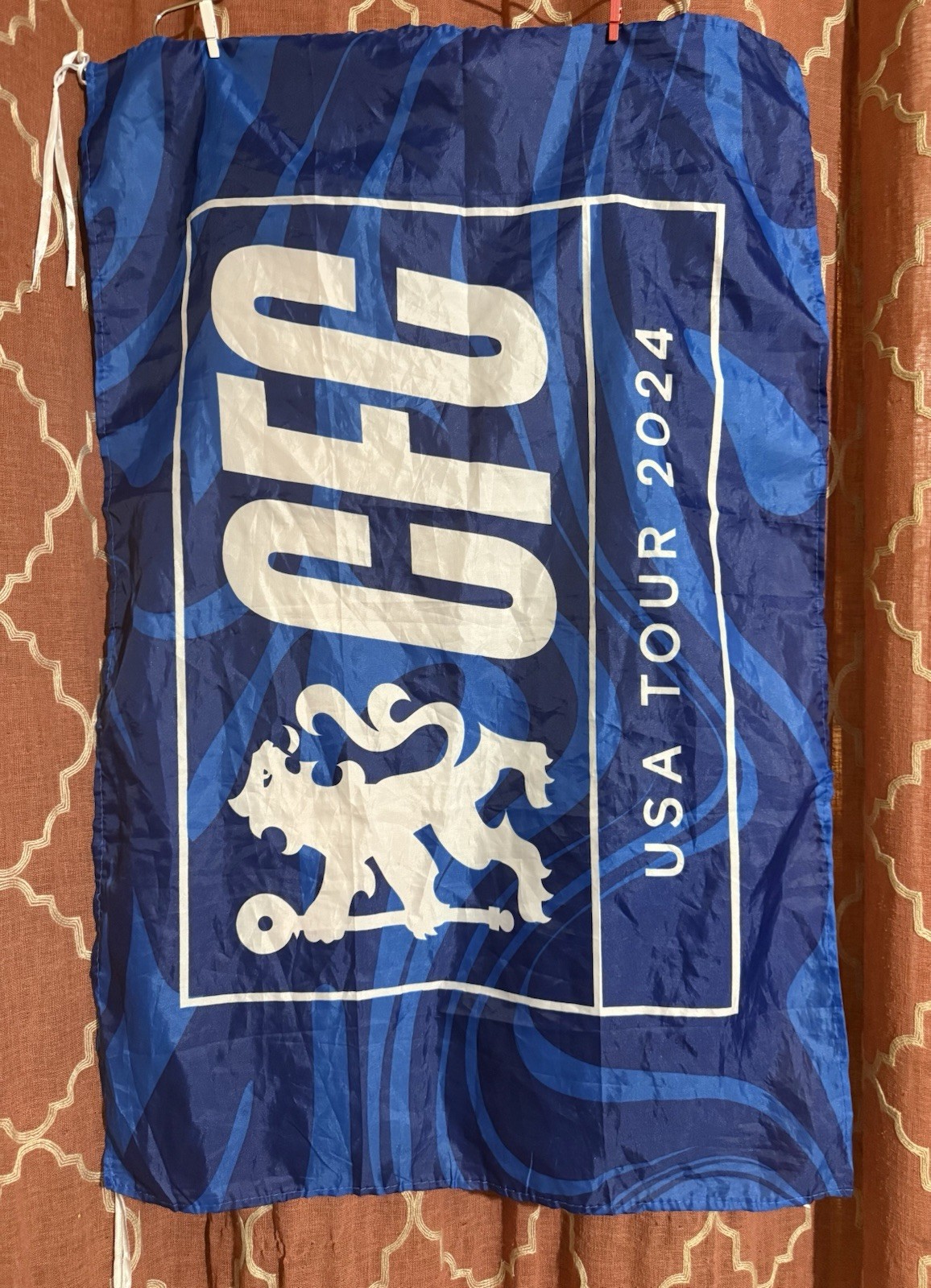 “CHELSEA FOOTBALL CLUB”-Blue/White CFC Logo-2024 World Tour -23”X35” Flag/Banner
