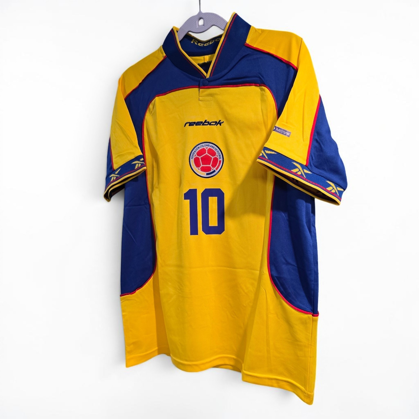 COLOMBIA JERSEY RETRO 2001 HOME – CAMPEON COPA AMERICA – VALDERRAMA # 10 – 2XL