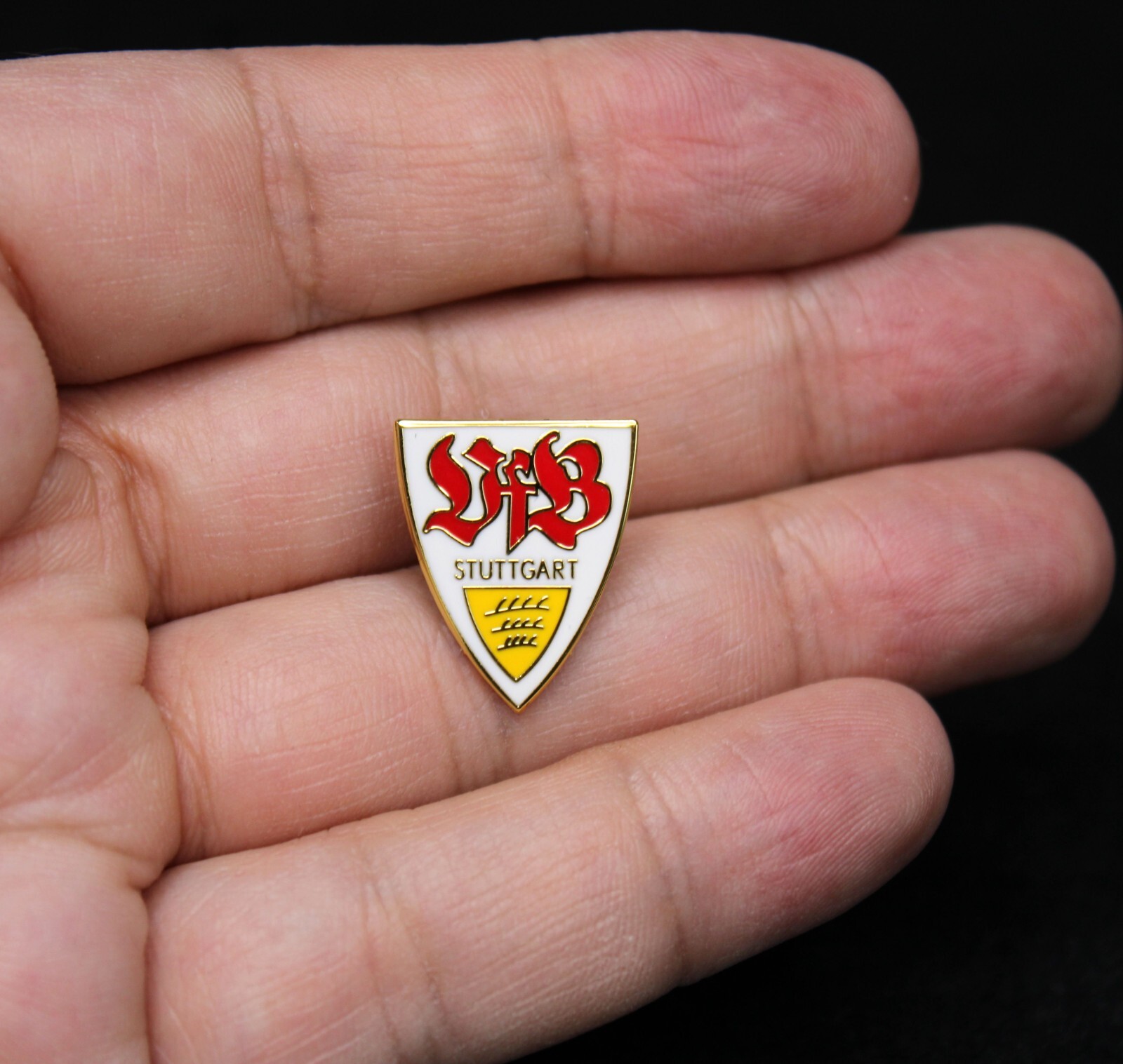 German Bundesliga Football Club VfB Stuttgart Official Logo Pin in Acrylic Case