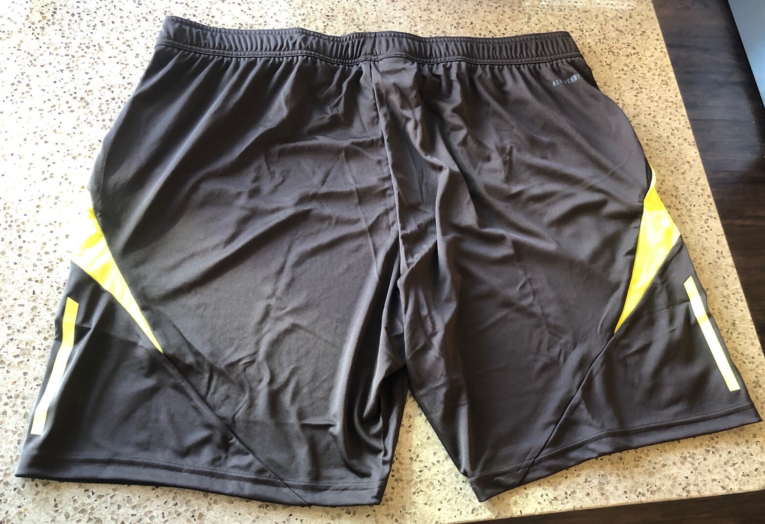 Juventus FC UEFA Brown 24/25 Adidas Training Soccer Shorts Zip Pockets NWT 2XL